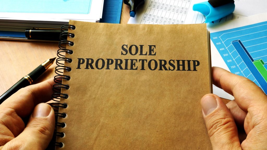 Which is Better: Proprietorship or Partnership?